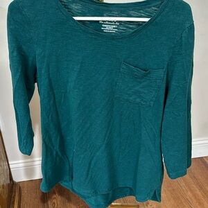 Chico’s sz 1 green top